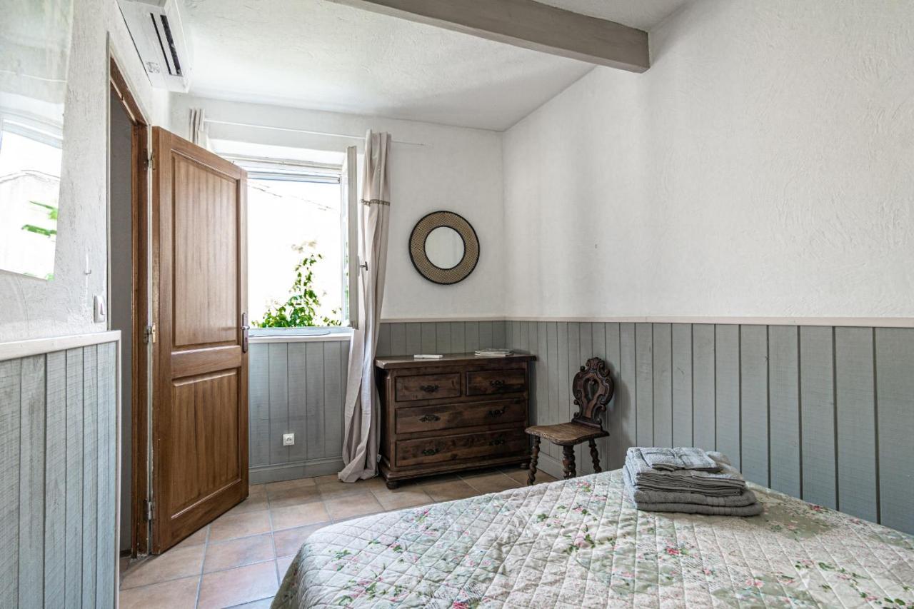 Maison De Village Au Coeur De L'Isle-Sur-La-Sorgue LʼIsle-sur-la-Sorgue Exterior foto